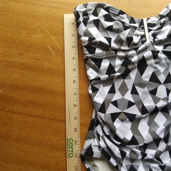 Calvin Klein NWT black white gray swimsuit size 4 - Picture 11 of 13